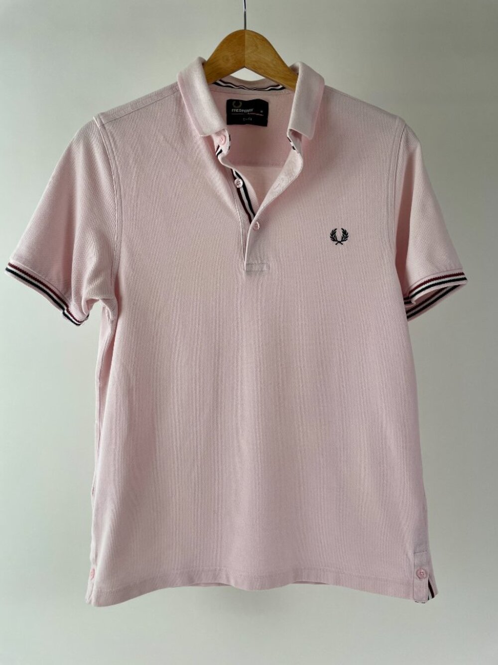 Fred Perry Cotton Short Sleeve Polo Tee Shirt, Pale Pink, Size Medium (slim fit)